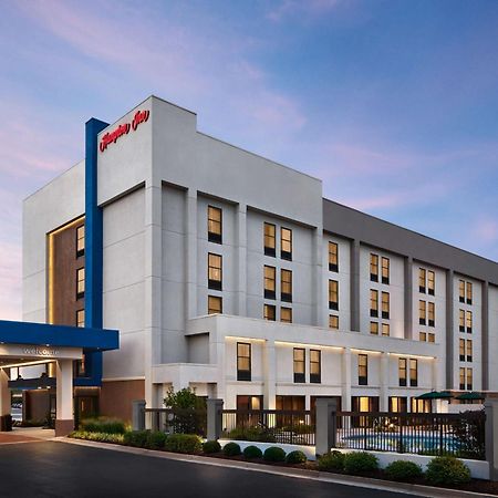 Hampton Inn Charlotte/Мэттьюс Экстерьер фото